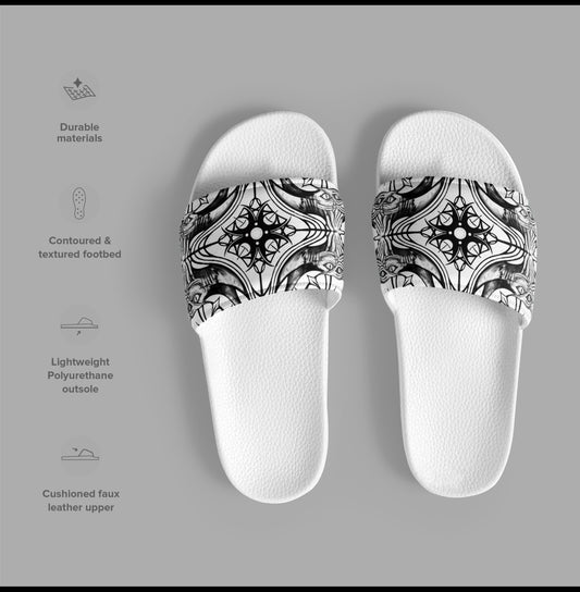 Ultimate Comfort and Style: Women's Summer Sandals with Padded Straps and Shaped Insole